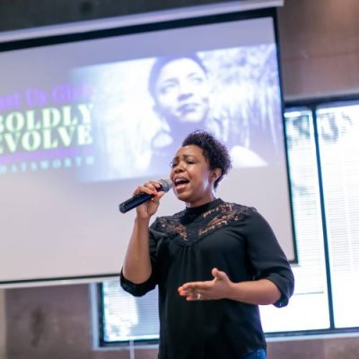 2019-07_WOVEN-13-pa9kueh8nlu06rggodl7zllq3i3vtmxa5ny4tdmfew